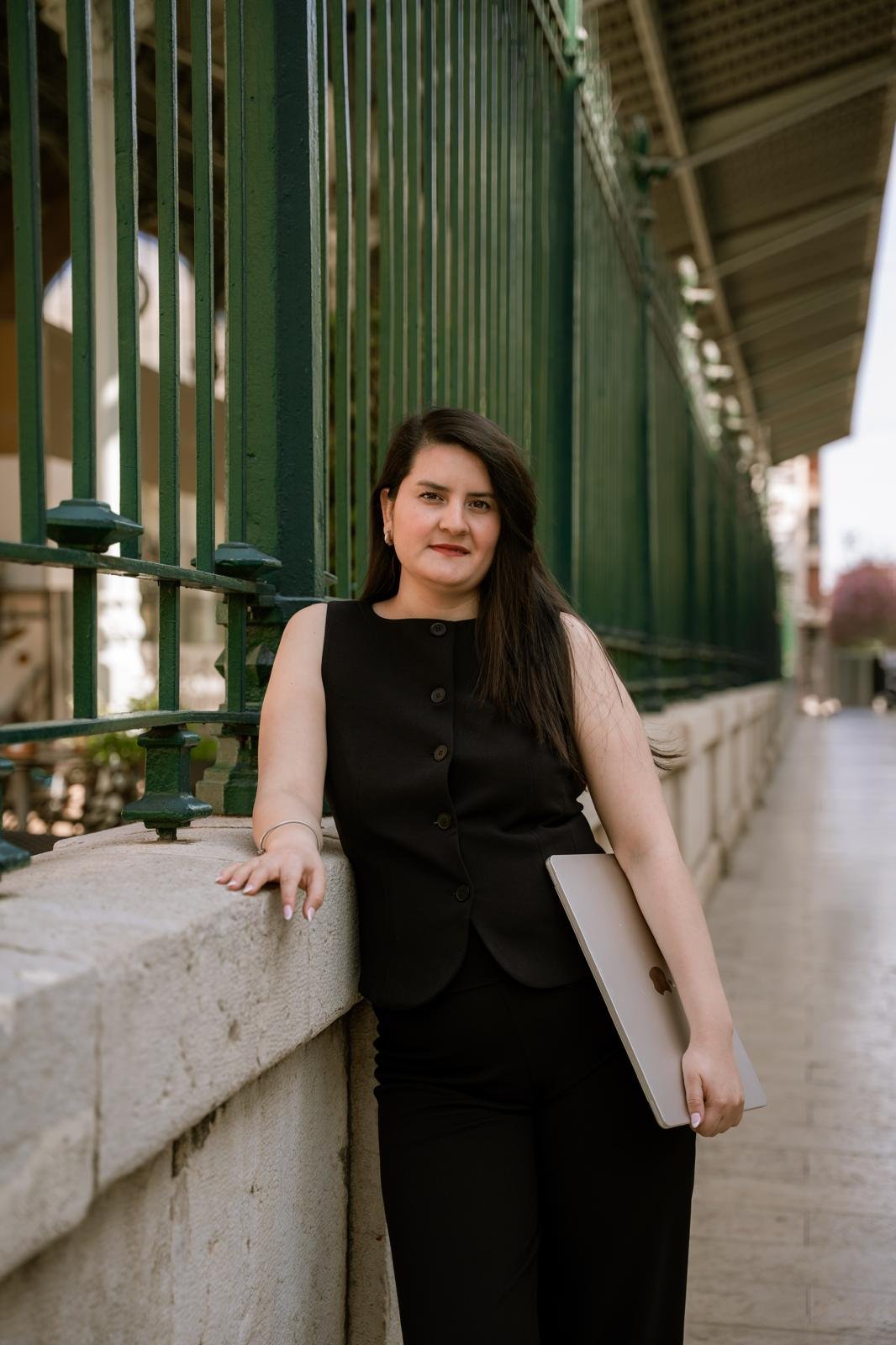 Alejandra Remache, abogada de extranjería